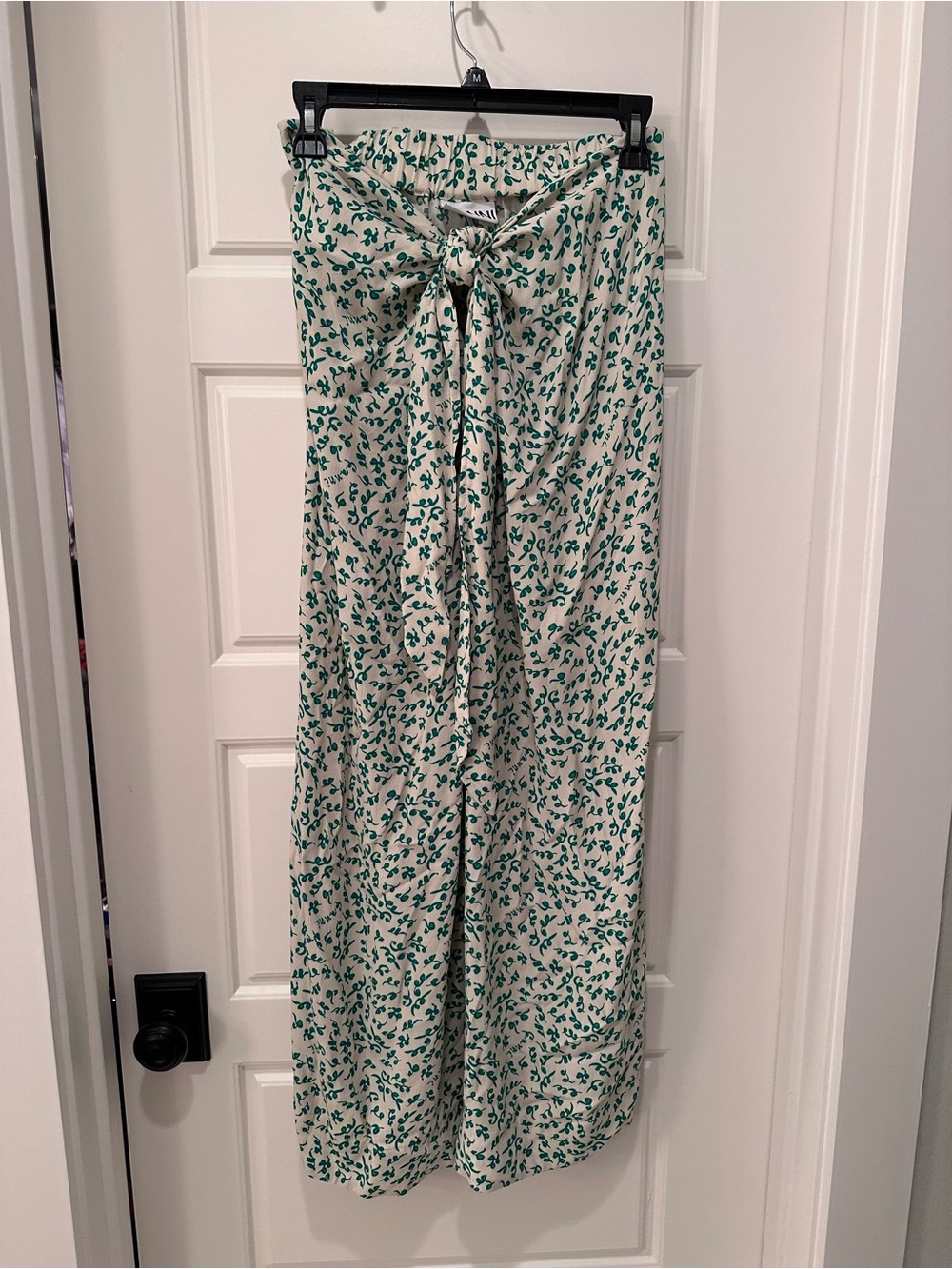 Ganni Cream Midi Skirt with Green Leaf Print
